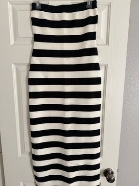 Abercrombie & Fitch Black and White Striped Maxi Dress